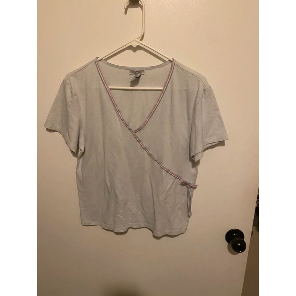 Nautica top size Large